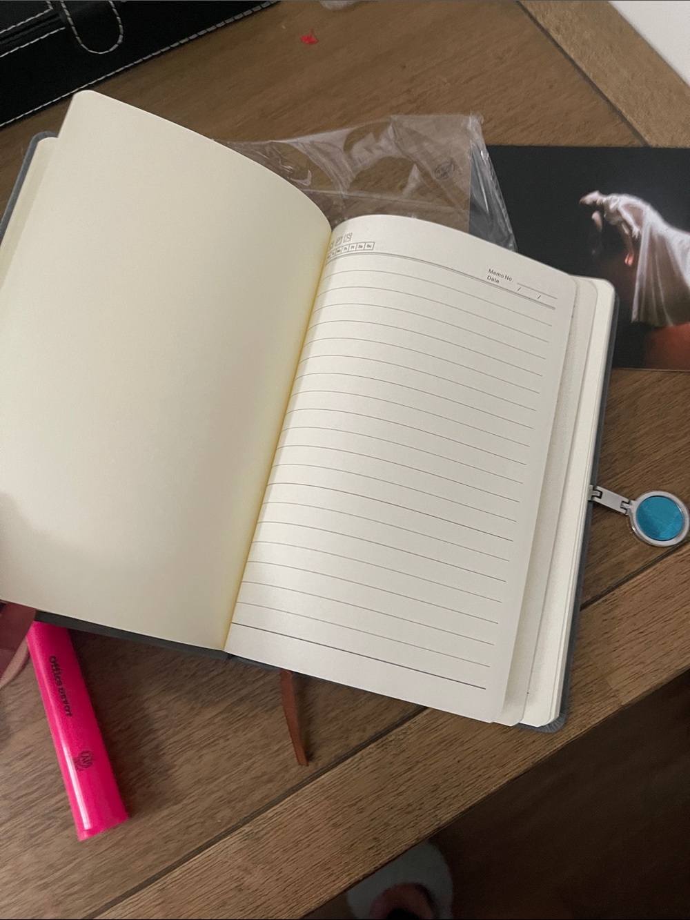 Ariana Grande Gray Journal and postcard - Eternal Sunshine Tour - Picture 3 of 5